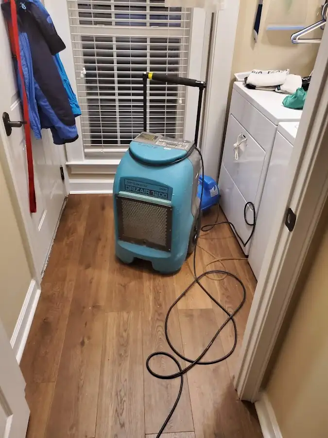 Commercial dehumidifier deployed for Crawl Space Restoration in Forks